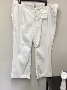 The Curvy Perfect Jean – Bright White